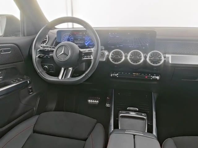 Mercedes-Benz EQB 300 4MATIC AMG Line