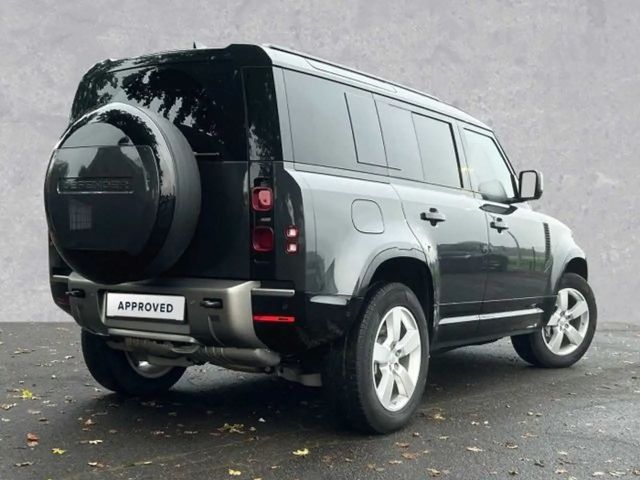 Land Rover Defender 110 D300 Dynamic SE