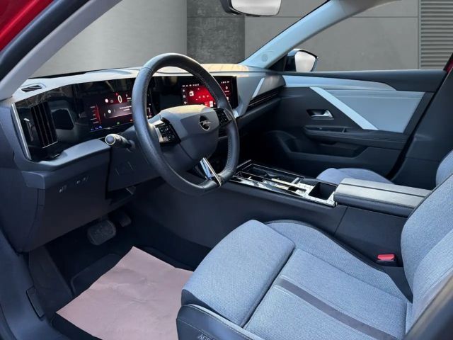 Opel Astra Business Elegance