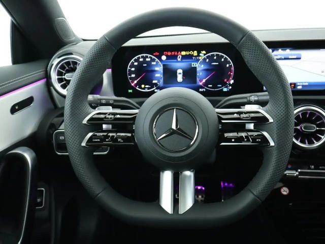 Mercedes-Benz CLA 200 Shooting Brake