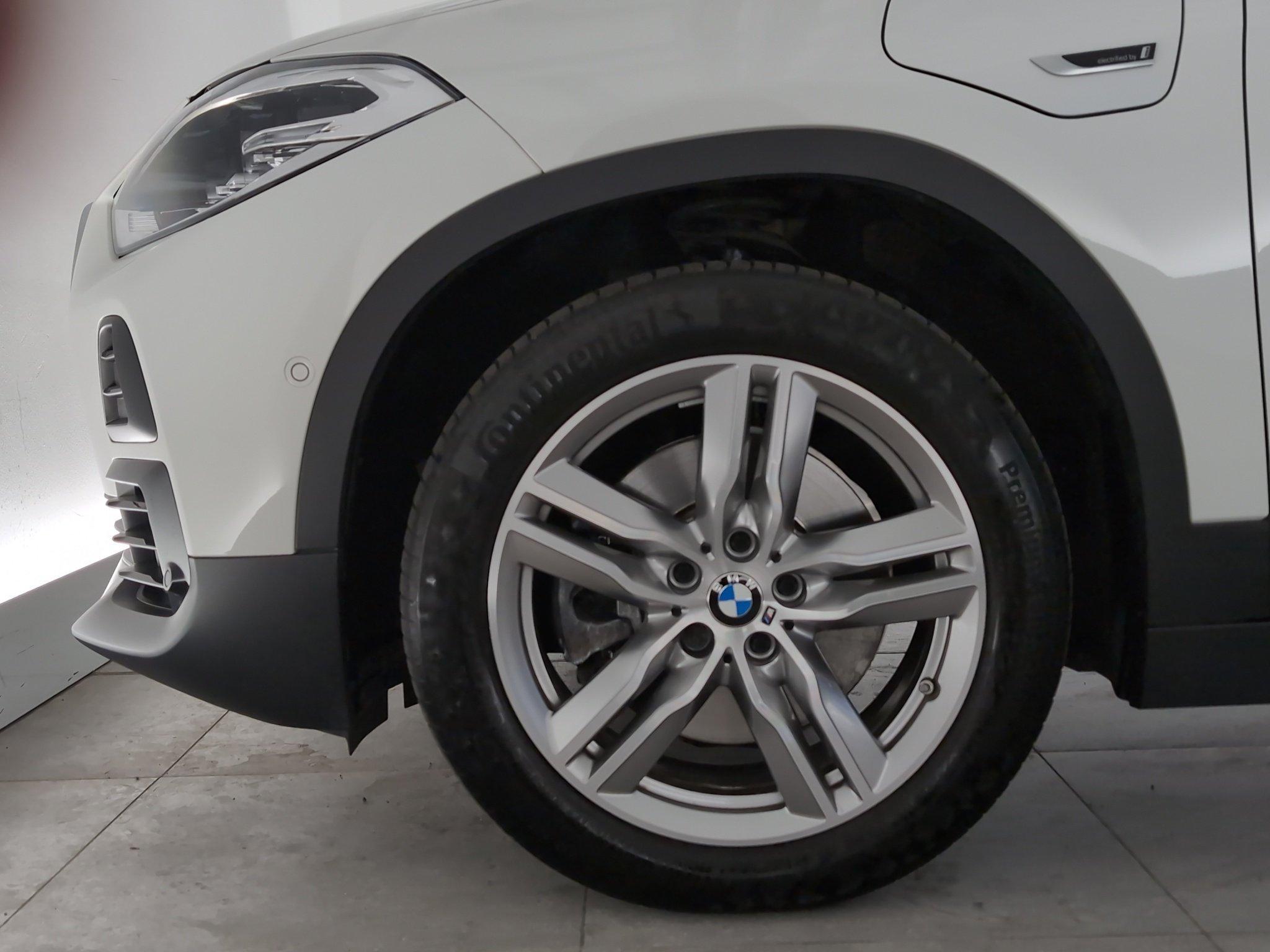 BMW X2 xDrive25e