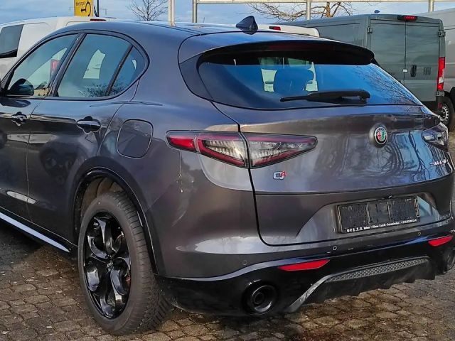 Alfa Romeo Stelvio Q4 Veloce