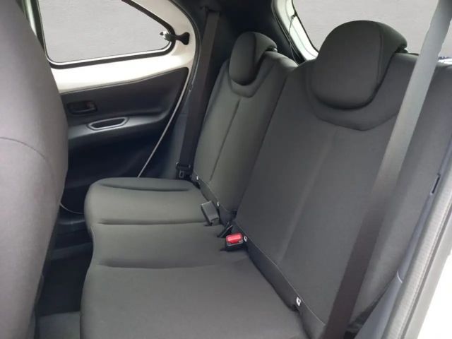 Toyota Aygo X Business Hatchback S-CVT