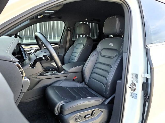 Volkswagen Touareg 4Motion R-Line