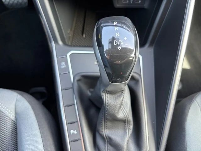 Volkswagen Polo 1.0 TSI DSG Style