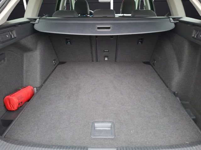 Volkswagen Golf DSG Golf VIII Style Variant