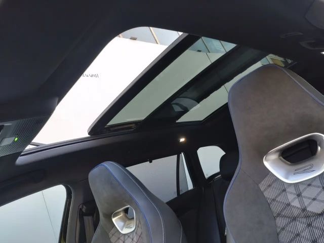 Volkswagen Passat 1.5 eTSI R-Line Variant