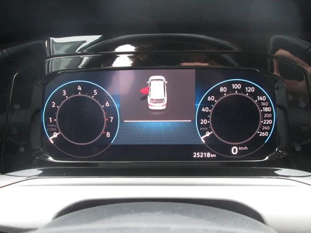 Volkswagen Golf 1.5 TSI Life Variant