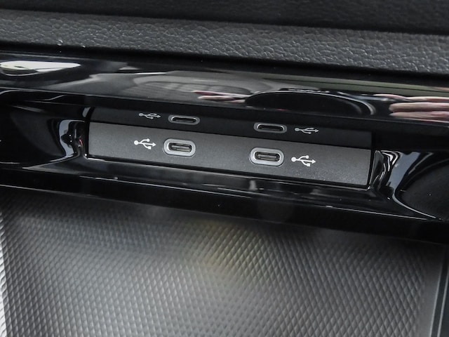 Volkswagen Golf R-Line Variant