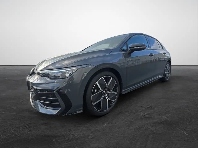 Volkswagen Golf 1.5 eTSI DSG R-Line