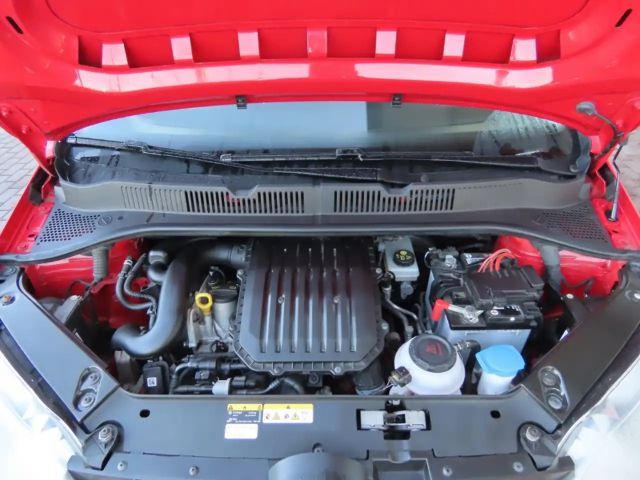 Volkswagen up! 1.0 MPI