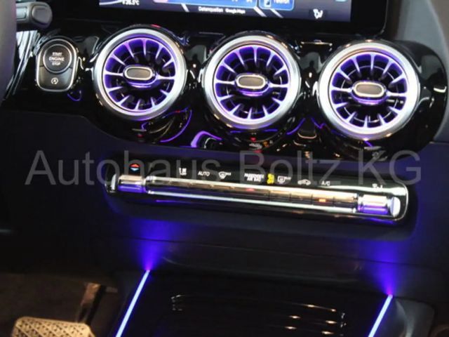 Mercedes-Benz GLA 180 Progressive