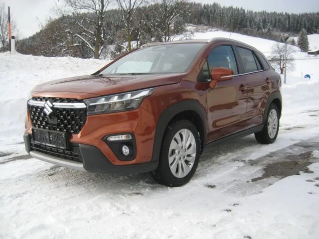Suzuki S-Cross AllGrip Hybrid