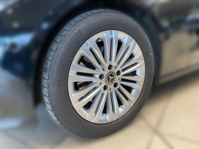 Mercedes-Benz C 200 AVANTGARDE Estate