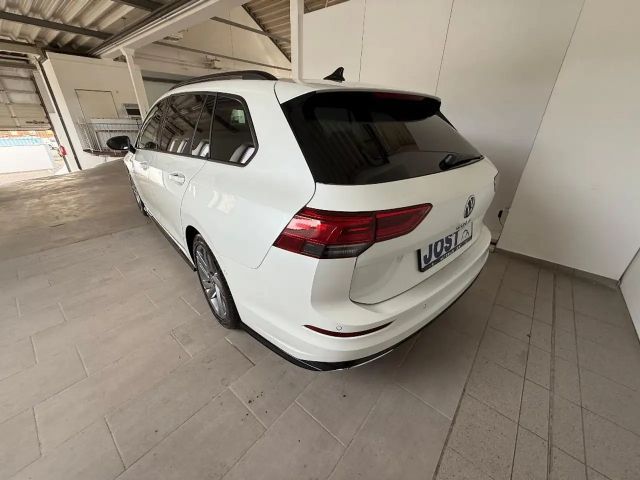 Volkswagen Golf 1.5 TSI R-Line Variant