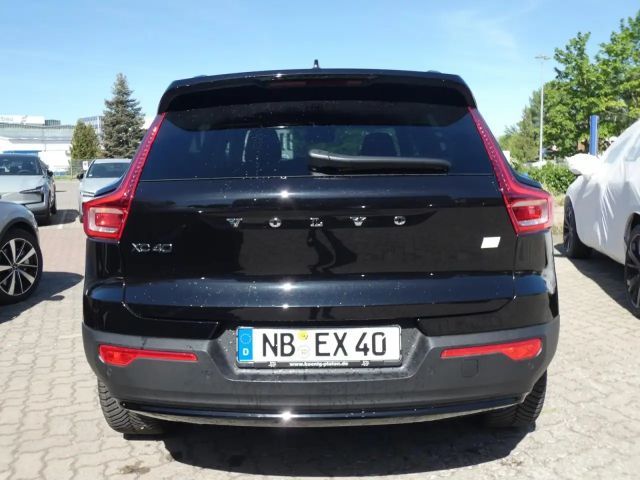 Volvo XC40 Dark Plus