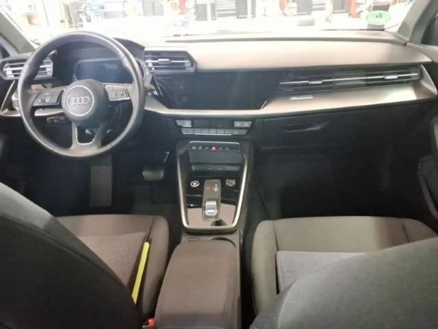 Audi A3 40 TFSI Hybride Sedan