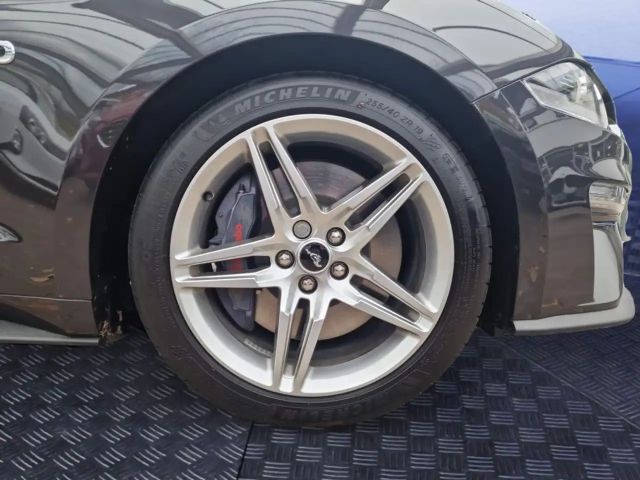 Ford Mustang Convertible GT 5.0 V8