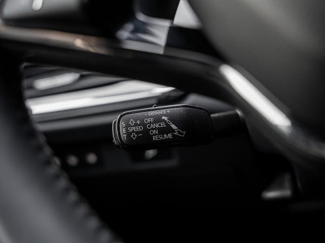 Skoda Enyaq ACC SpurH KeyLess