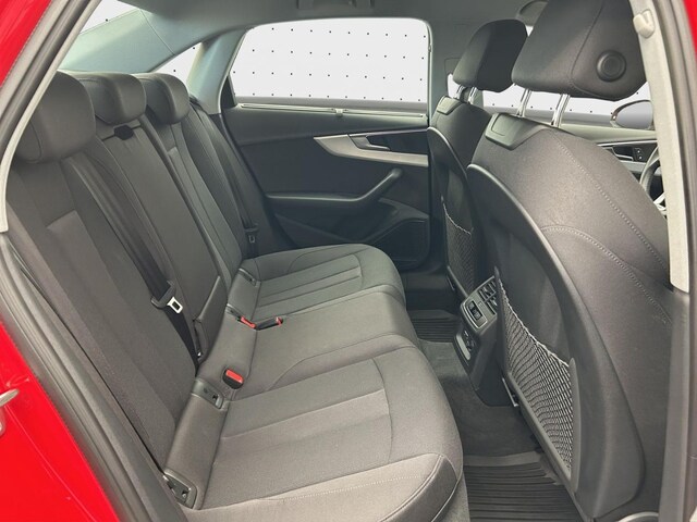 Audi A4 50 TDI Quattro Sedan