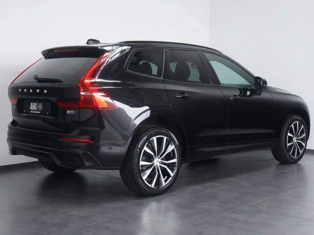 Volvo XC60 AWD Dark Plus