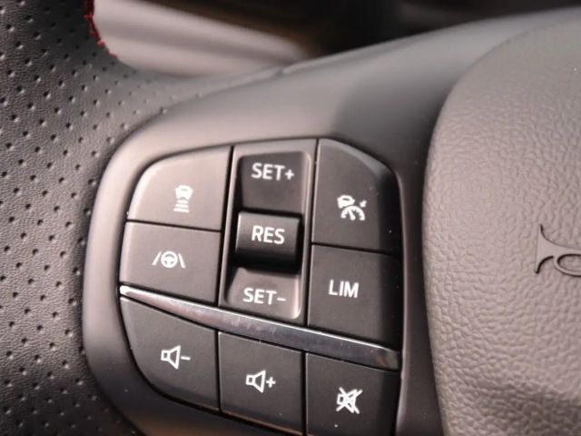 Ford Focus ST Line Wagon