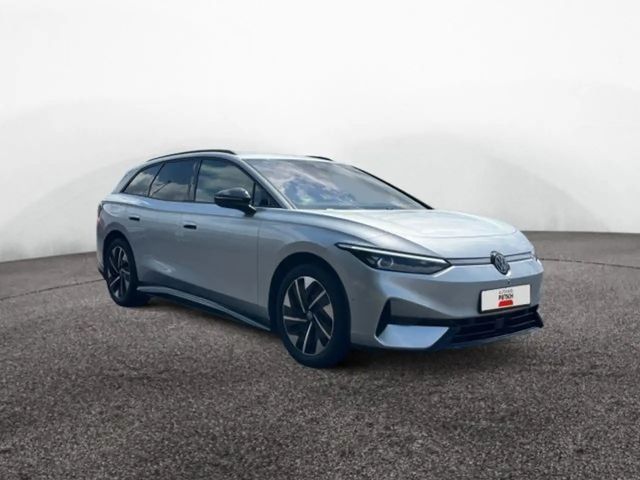 Volkswagen ID.7 IQ.Drive Pro Tourer