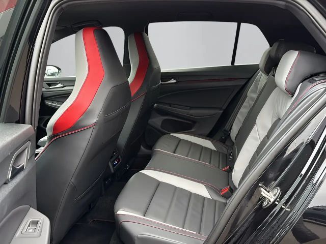 Volkswagen Golf GTI Style