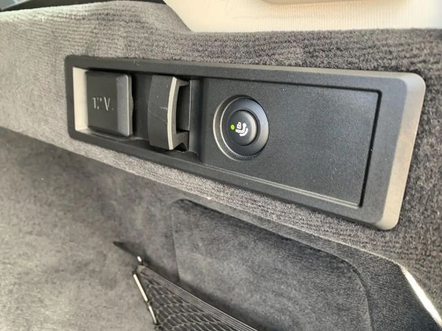 BMW 330 330i Sport Line