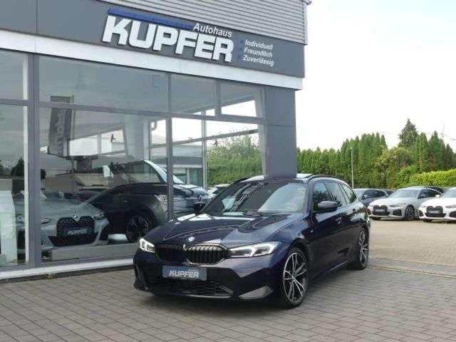 BMW 320 320d M-Sport Touring xDrive
