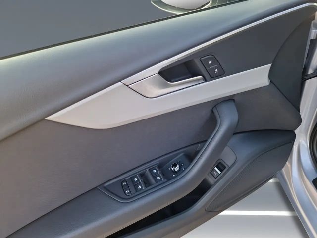 Audi A4 35 TDI S-Tronic Sedan