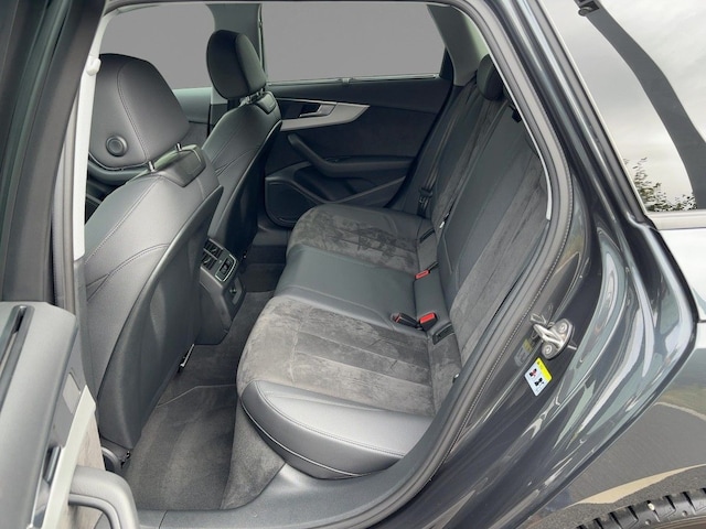 Audi A4 45 TFSI Avant Quattro S-Tronic
