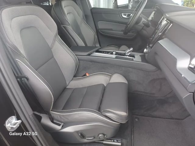 Volvo XC60 B5 AWD°Plus Black Edition°360°Cam°KiSi