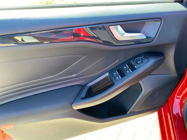 Ford Focus EcoBoost ST Line Wagon