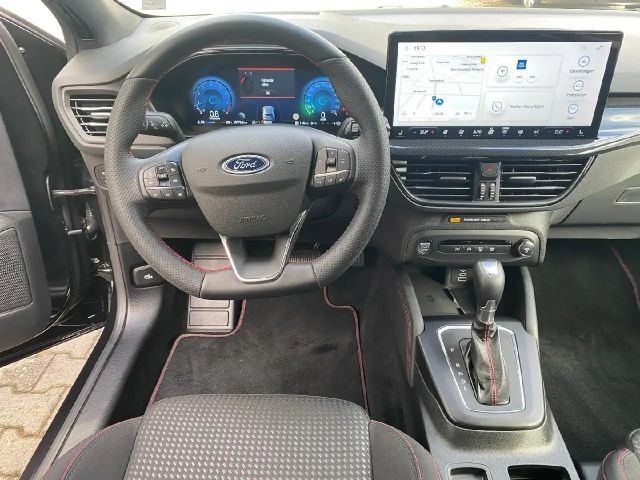 Ford Focus ST Line Wagon