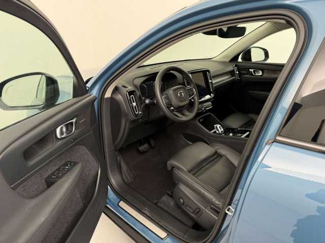 Volvo XC40 Dark Plus Recharge T5