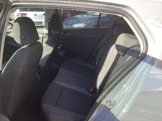 Volkswagen Golf 1.5 eTSI DSG Golf VIII