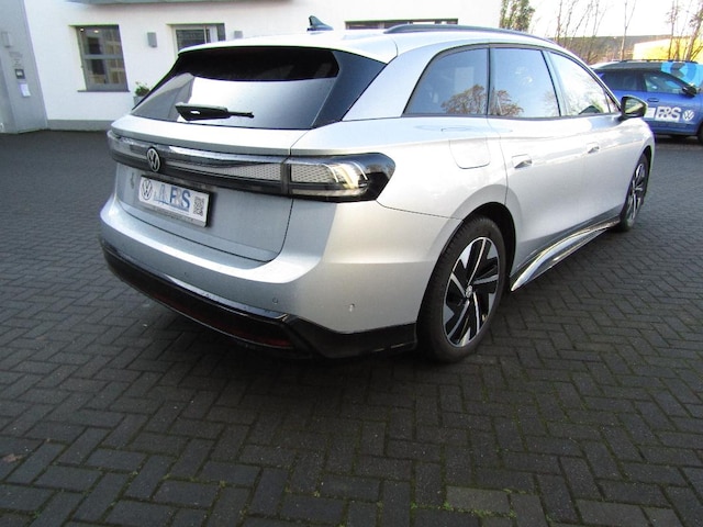 Volkswagen ID.7 IQ.Drive Tourer