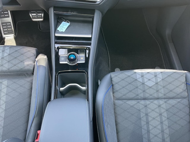 Volkswagen Tiguan 4Motion DSG R-Line