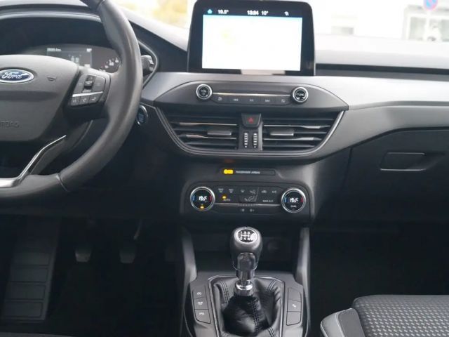 Ford Focus Cool & Connect Wagon