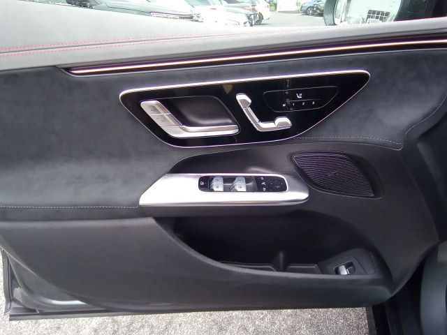 Mercedes-Benz EQE 300 AMG Line Sedan