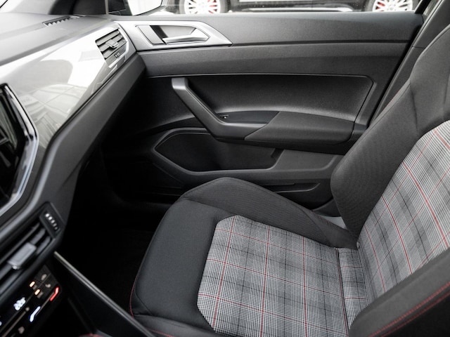 Volkswagen Polo DSG R-Line