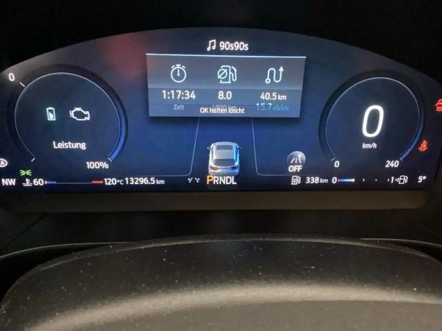 Ford Kuga Hybrid ST Line X