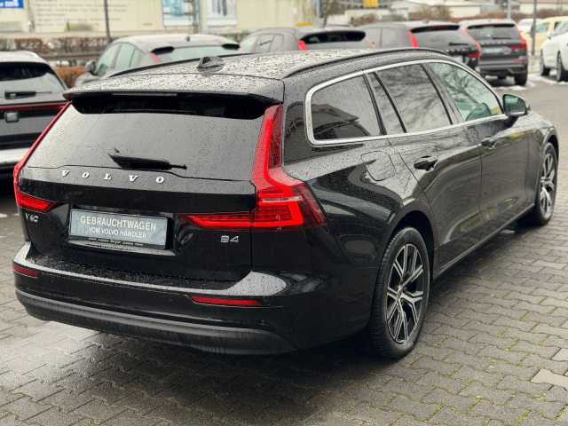 Volvo V60 Core