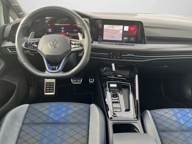 Volkswagen Golf IQ.Drive