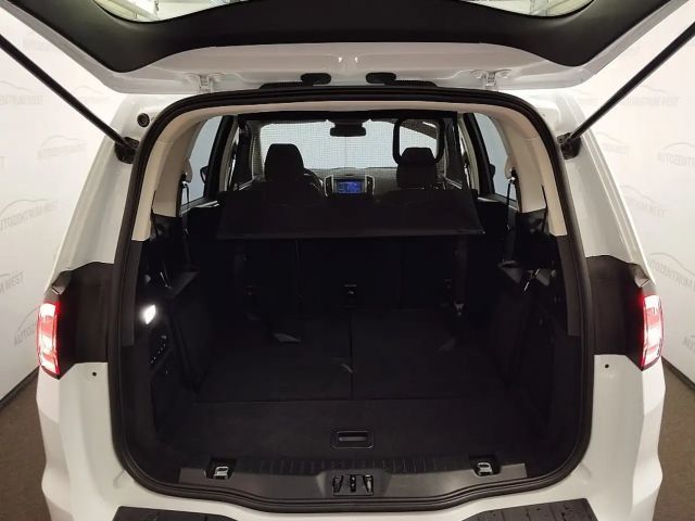 Ford Galaxy Titanium