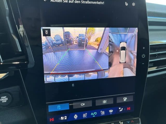 Renault Espace E-Tech Hybrid Iconic