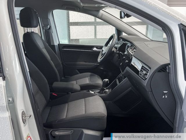 Volkswagen Touran 1.5 TSI DSG R-Line