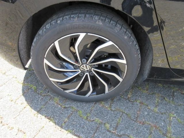 Volkswagen Golf 1.5 TSI IQ.Drive Style