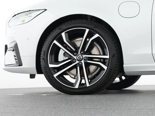 Volvo V90 AWD Dark Plus T8